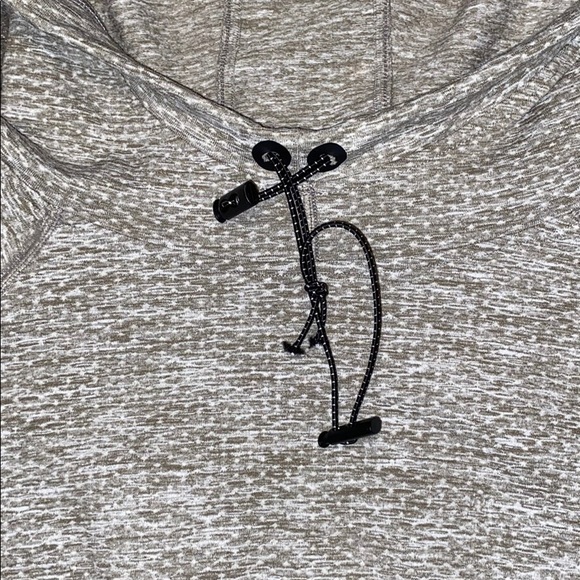 ❌SOLD❌Balance athletica crop purpose hood - Picture 3 of 7